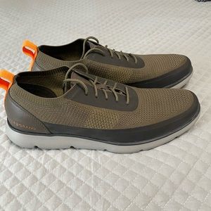 EUC Men’s Cole Haan ZeroGrand Omni Knit Sneaker in Dark Olive Sz 10.5 Retail 190
